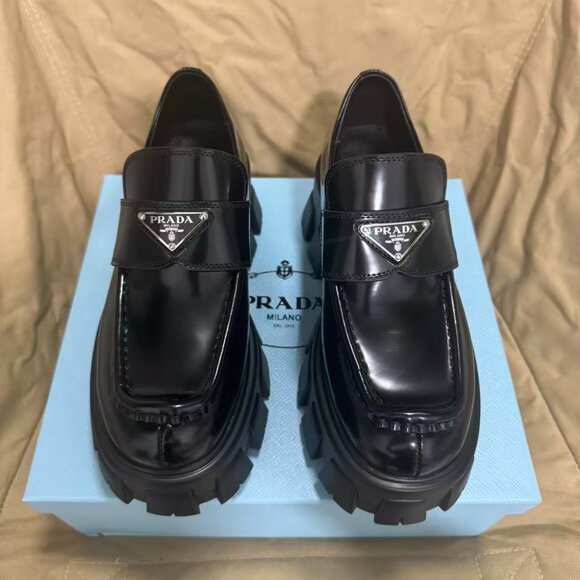 Prada Women's Black Loafers - Picture 1 of 4